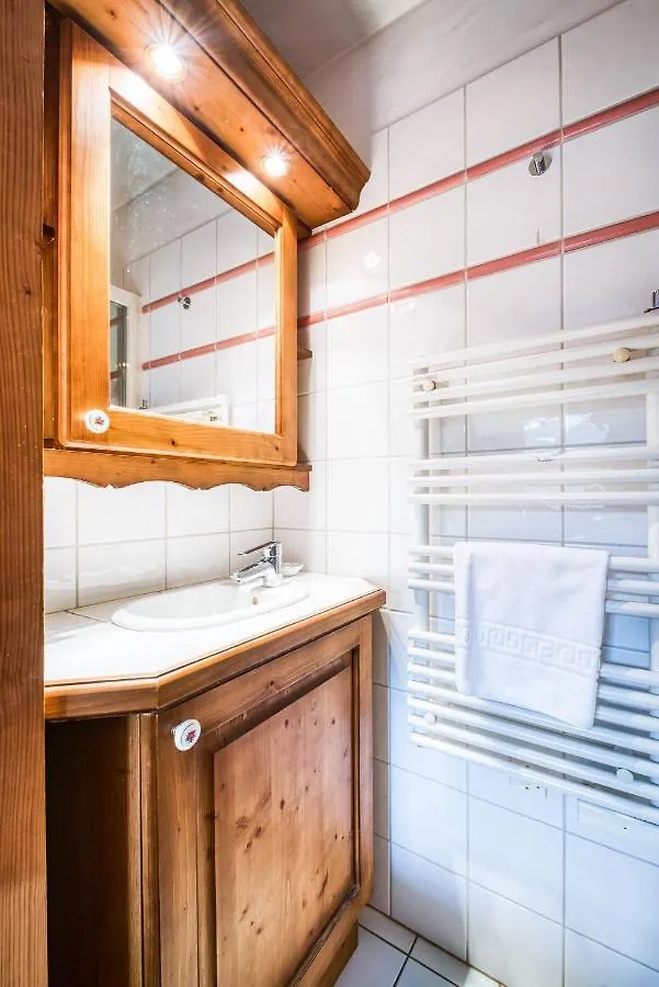 Clos 2B - 2 Bedroom Apartment شامونكس 0*,  فرنسا